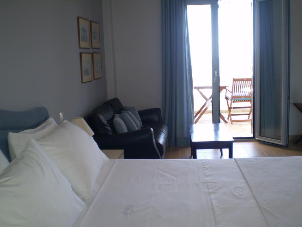 Athena Hotel Milopotamos  Chambre photo