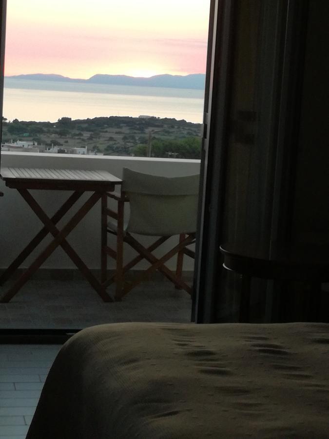 Athena Hotel Milopotamos  Extérieur photo