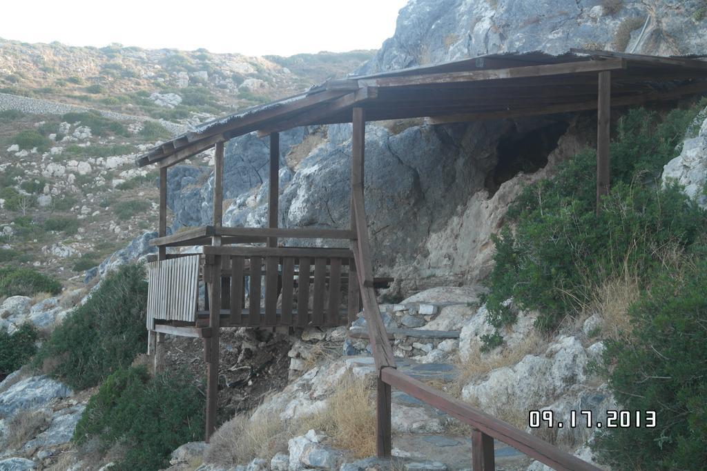 Athena Hotel Milopotamos  Extérieur photo