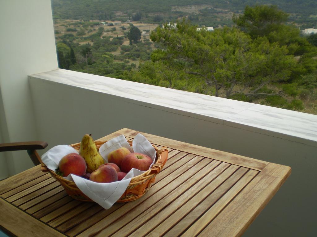 Athena Hotel Milopotamos  Extérieur photo