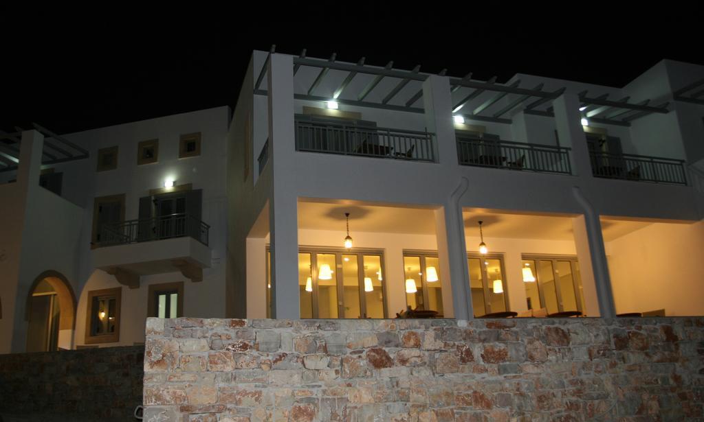 Athena Hotel Milopotamos  Extérieur photo