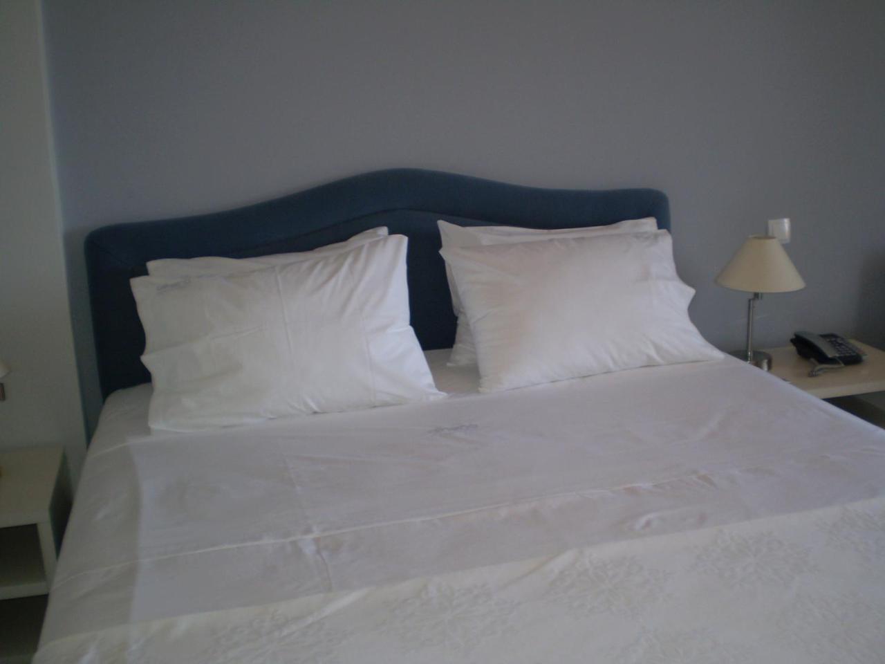 Athena Hotel Milopotamos  Extérieur photo
